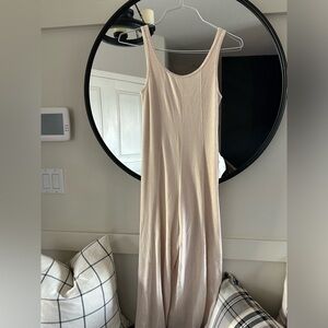 HOLLISTER LIGHT PINK JUMPSUIT